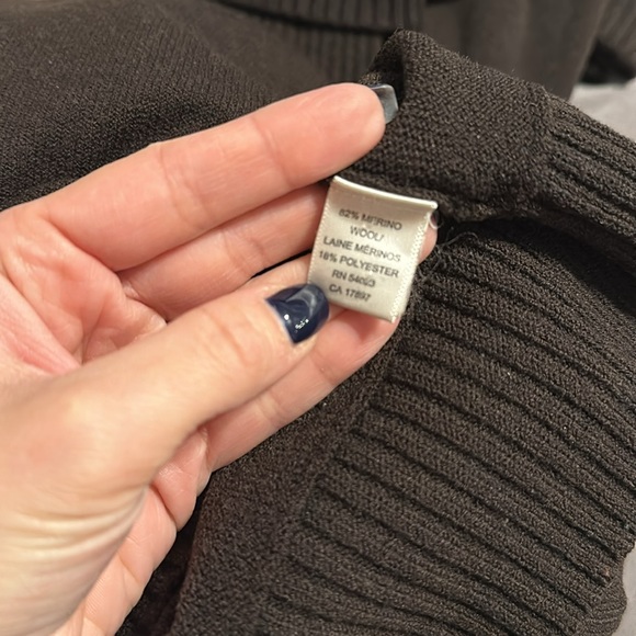Banana Republic Italian Merino Brown Sweater - Picture 4 of 5